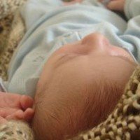 Perawatan-Bayi-yang-Mengalami-Tifus