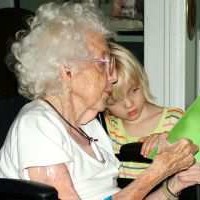 3-tips-anak-belajar-menginap-sendiri-di-rumah-nenek