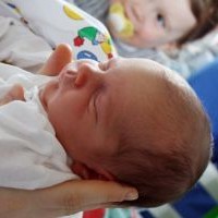 mengetahui-gejala-tb-pada-bayi