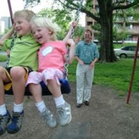 adaptasi-balita-dengan-lingkungan