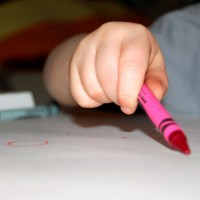 manfaat-mainan-mewarnai-gambar